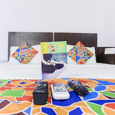 Fabhotel Savoy Suites Mumbai Airport Buitenkant foto
