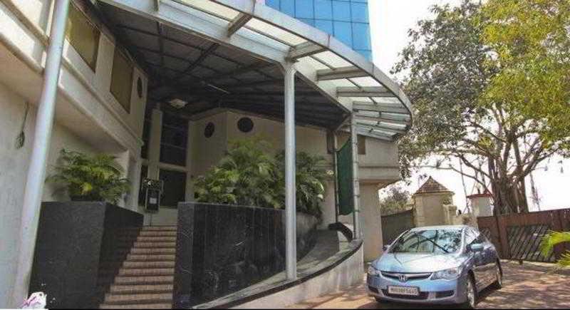 Fabhotel Savoy Suites Mumbai Airport Buitenkant foto