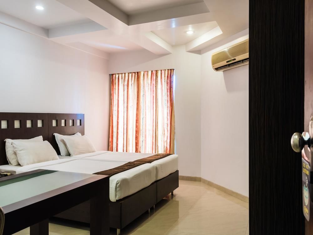 Fabhotel Savoy Suites Mumbai Airport Buitenkant foto