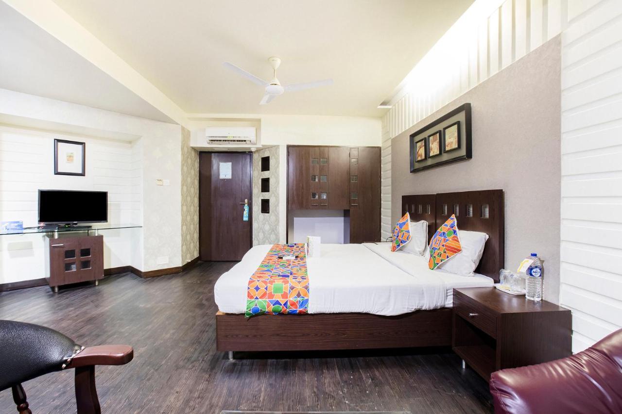 Fabhotel Savoy Suites Mumbai Airport Buitenkant foto
